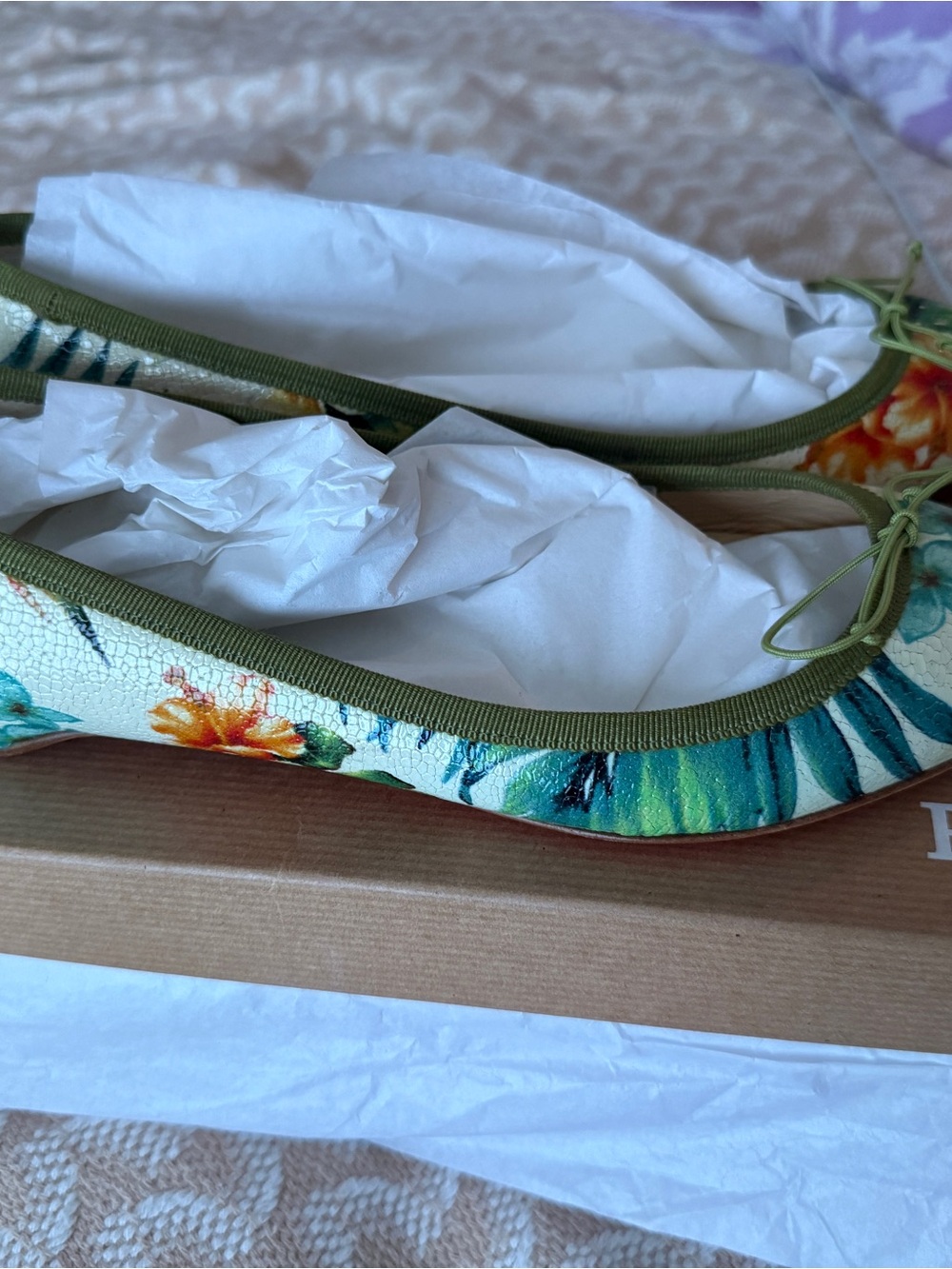 Christian Louboutin Solasofia Flat Calf size 7B - Picture 2 of 7